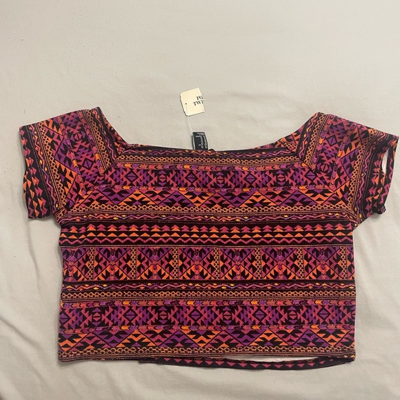 Colorful forever 21 crop top with cap sleeves - Picture 1 of 4